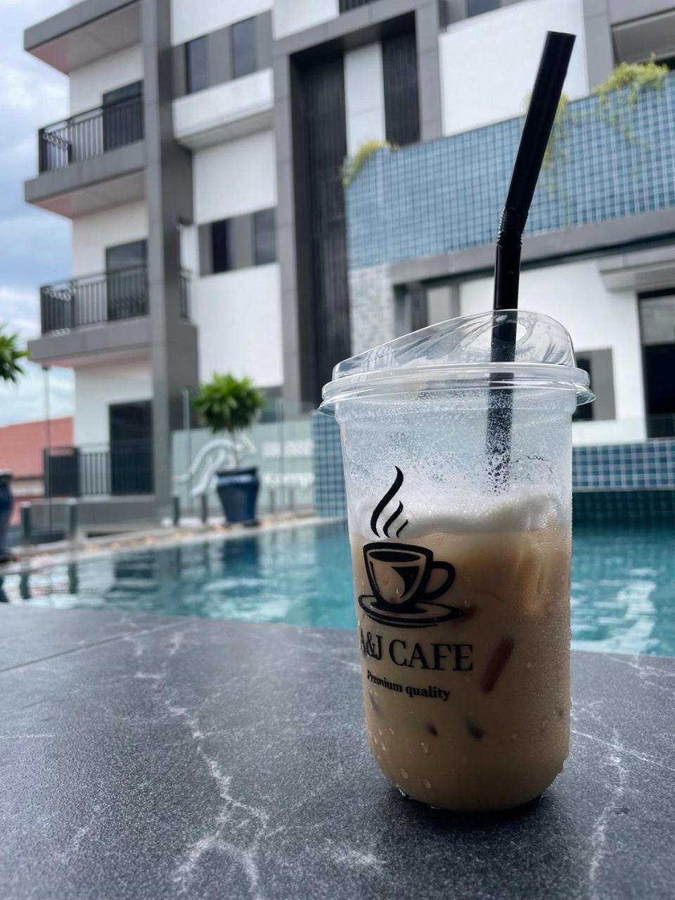 A&J Kampot Boutique Hotel Ngoại thất bức ảnh
